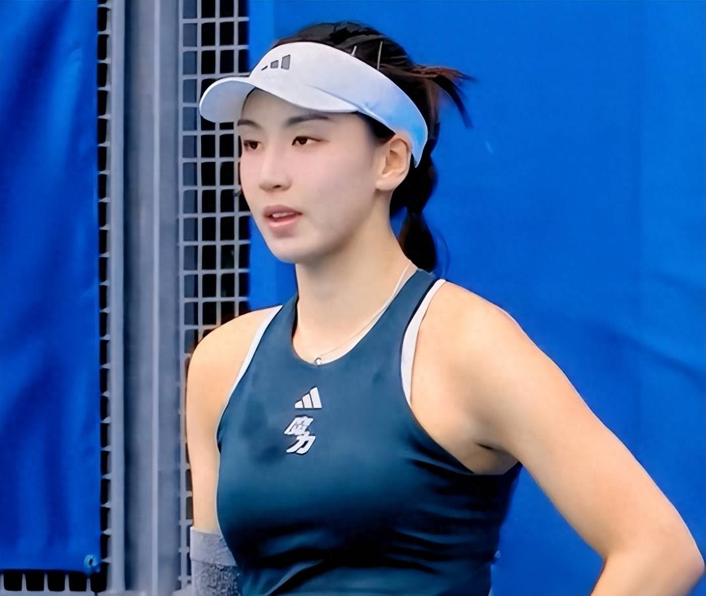 大量年轻球 大量年轻球