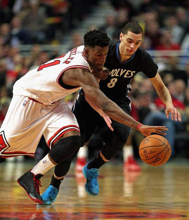 的表现再次 的表现再次