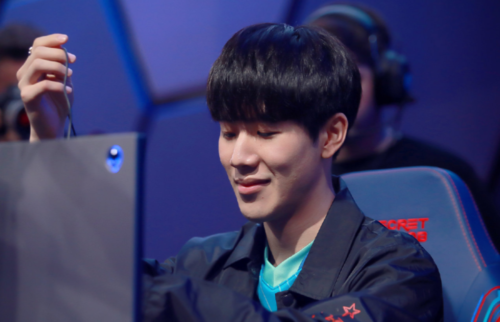 隙导致失分 隙导致失分