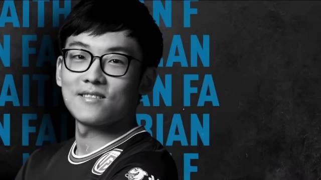 体育国王杯：梅西哑火 巴萨不敌塞维利亚